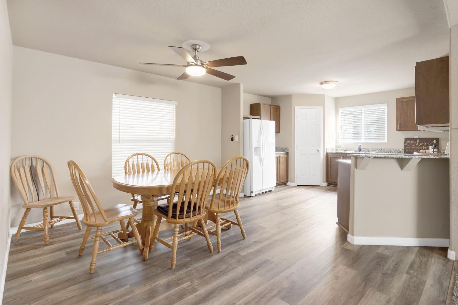 Detail Gallery Image 10 of 23 For 6154 S Walnut St 9, Loomis,  CA 95650 - 3 Beds | 2 Baths