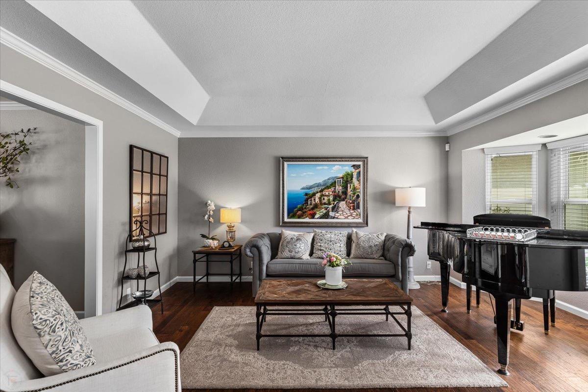 Detail Gallery Image 8 of 69 For 3705 Sandcreek Way, Modesto,  CA 95355 - 3 Beds | 2/1 Baths