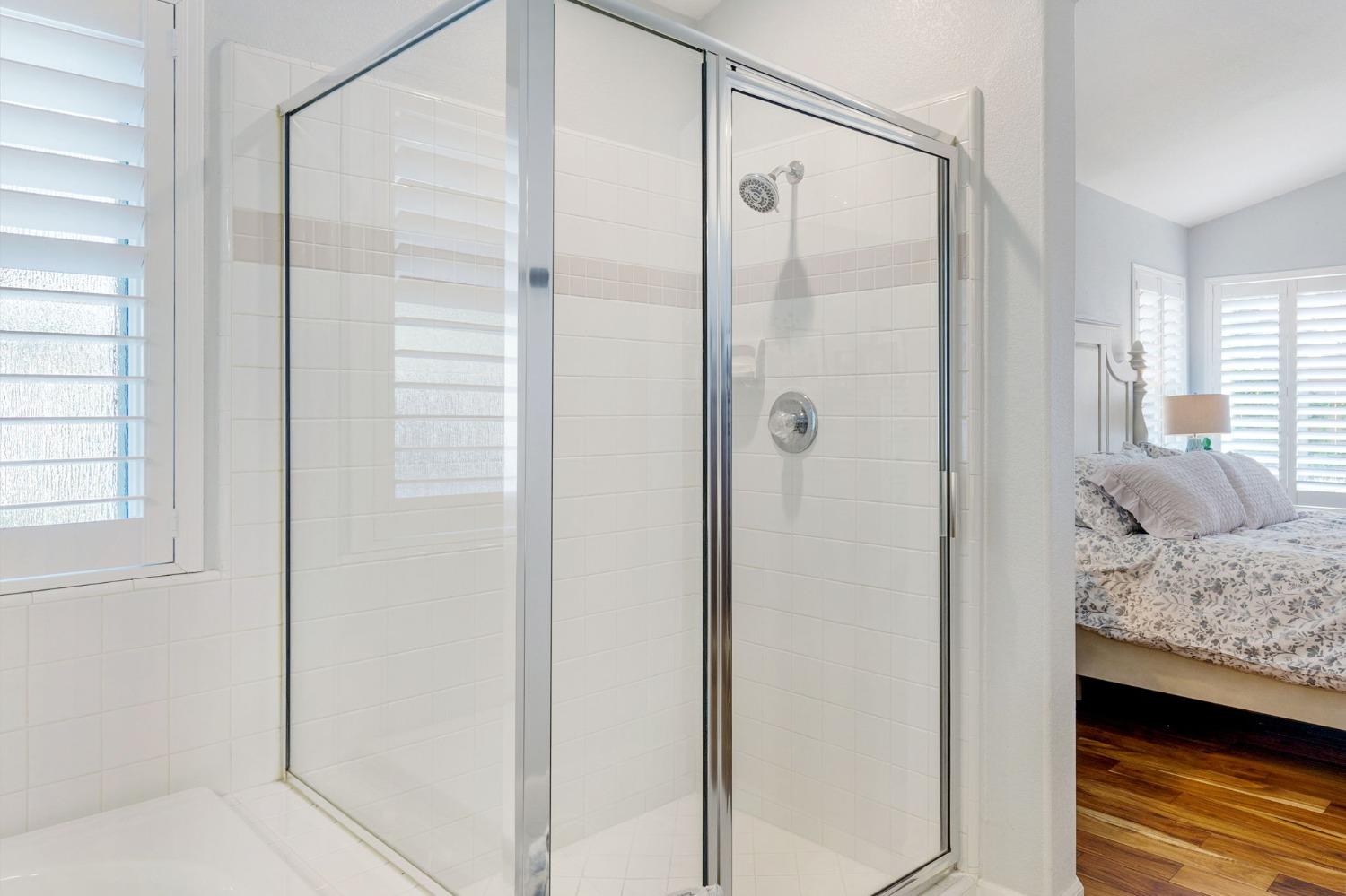 Detail Gallery Image 21 of 29 For 11887 Silver Cliff Way, Gold River,  CA 95670 - 3 Beds | 2 Baths