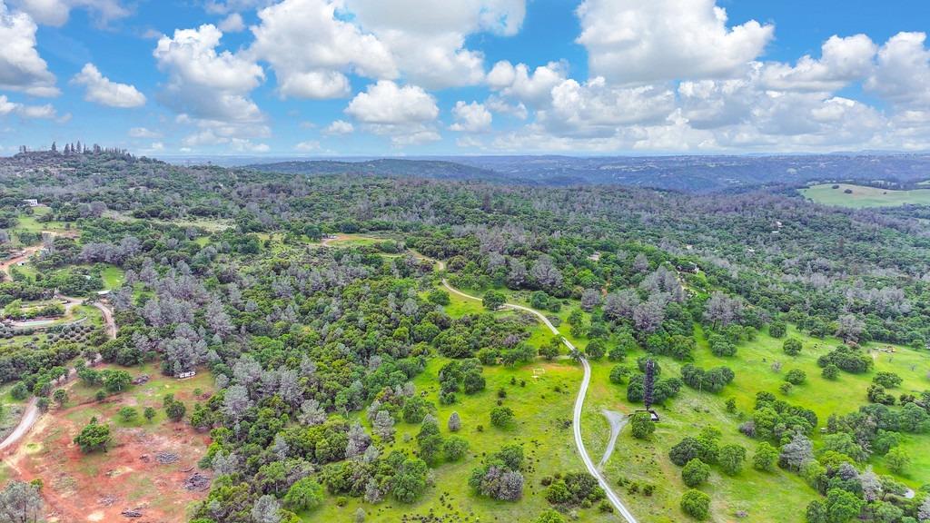 Detail Gallery Image 8 of 73 For 4822 Salmon Falls Rd, Pilot Hill,  CA 95664 - – Beds | – Baths