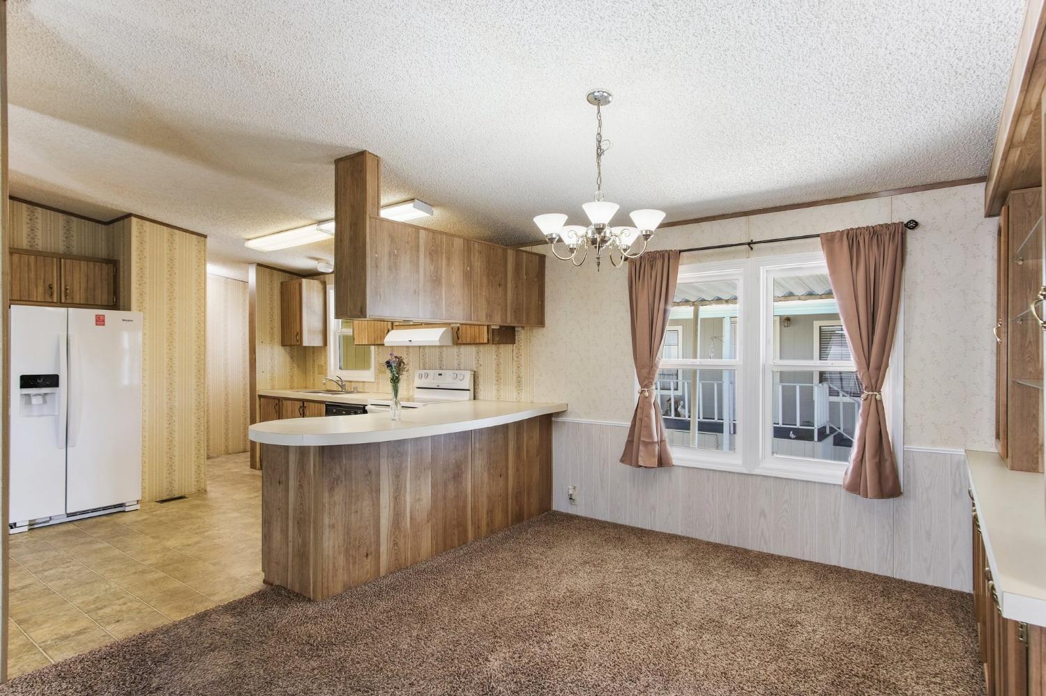 Detail Gallery Image 7 of 31 For 1500 Held Dr 124, Modesto,  CA 95355 - 3 Beds | 2 Baths