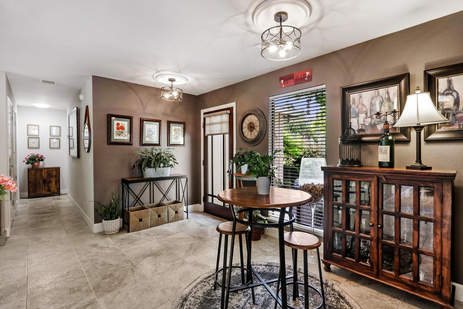 Detail Gallery Image 9 of 56 For 3304 Monte Vista Ave, Davis,  CA 95618 - 4 Beds | 3 Baths