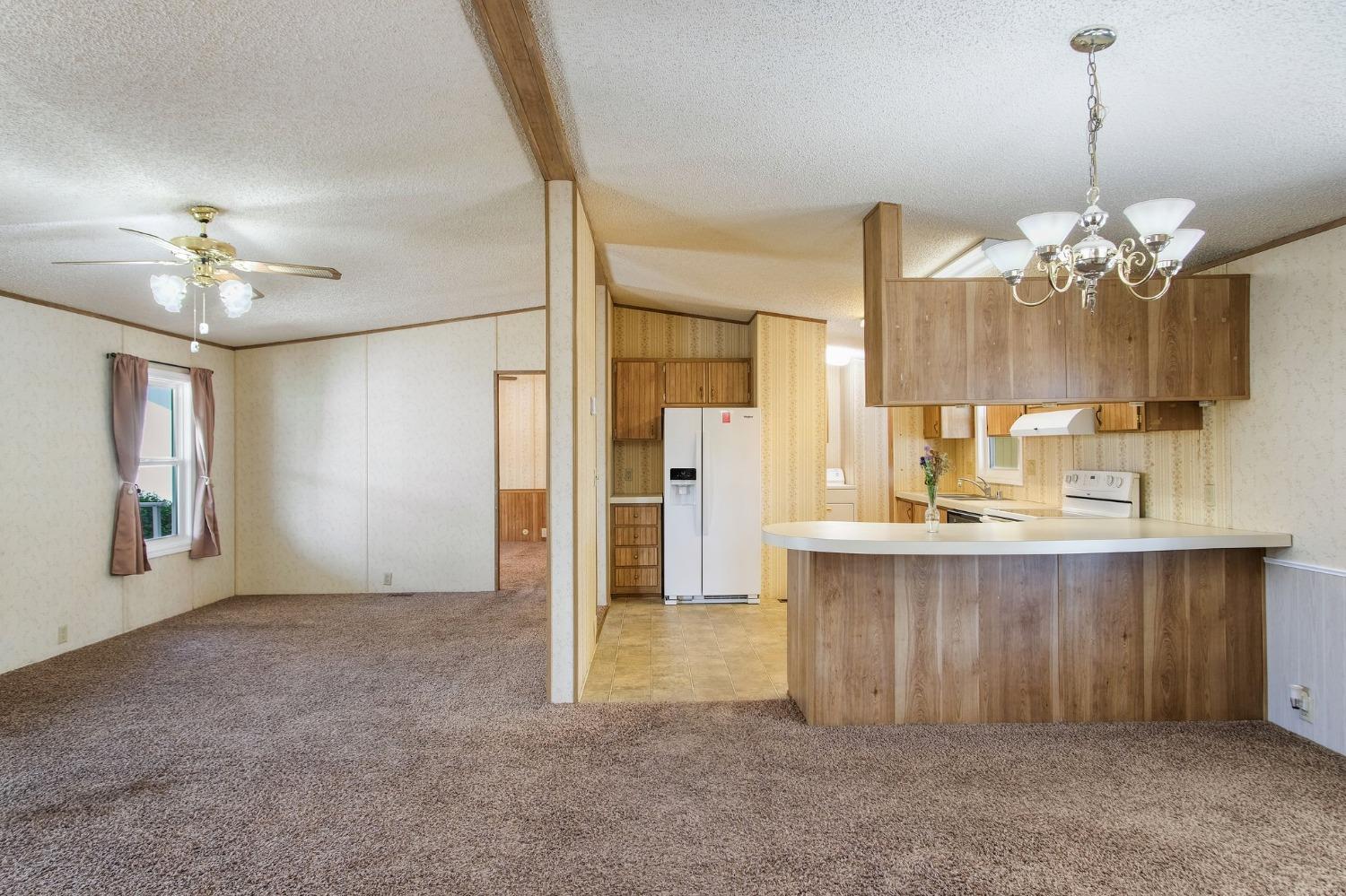 Detail Gallery Image 5 of 31 For 1500 Held Dr 124, Modesto,  CA 95355 - 3 Beds | 2 Baths