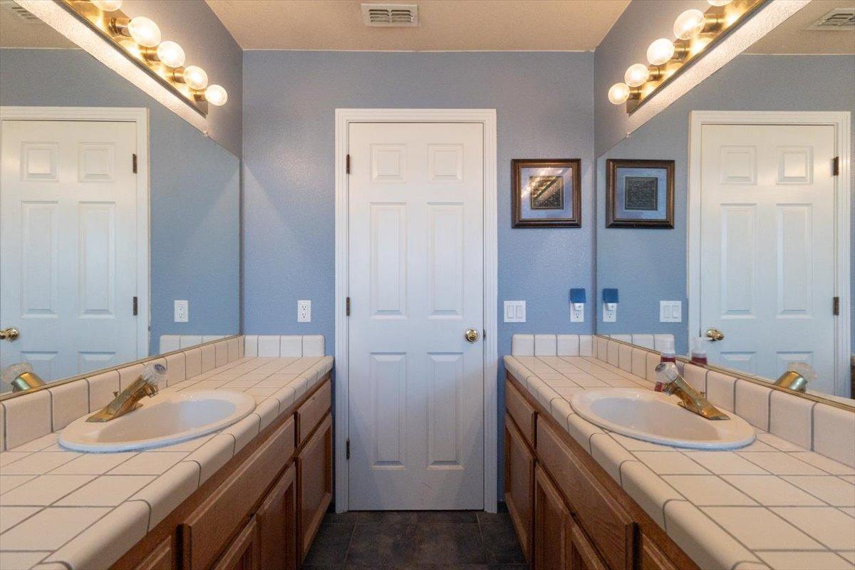 Detail Gallery Image 25 of 70 For 5078 Midas Ave, Rocklin,  CA 95677 - 5 Beds | 3 Baths