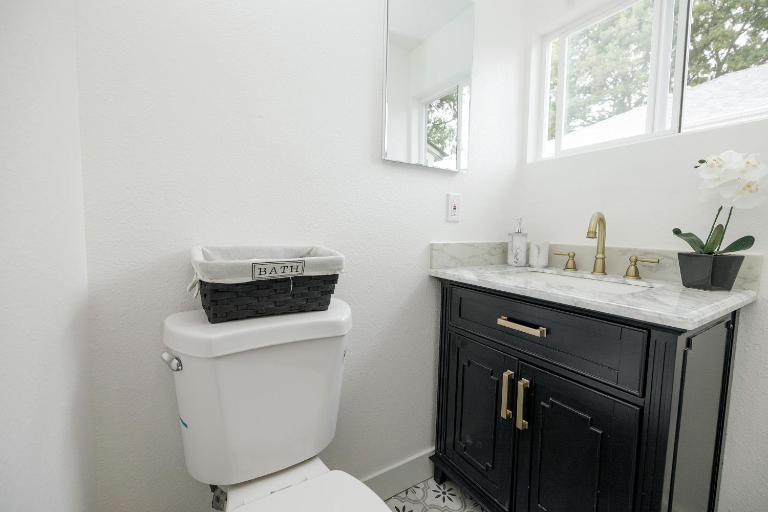 Detail Gallery Image 76 of 77 For 156 Davitt Ave, Oakdale,  CA 95361 - 4 Beds | 3 Baths