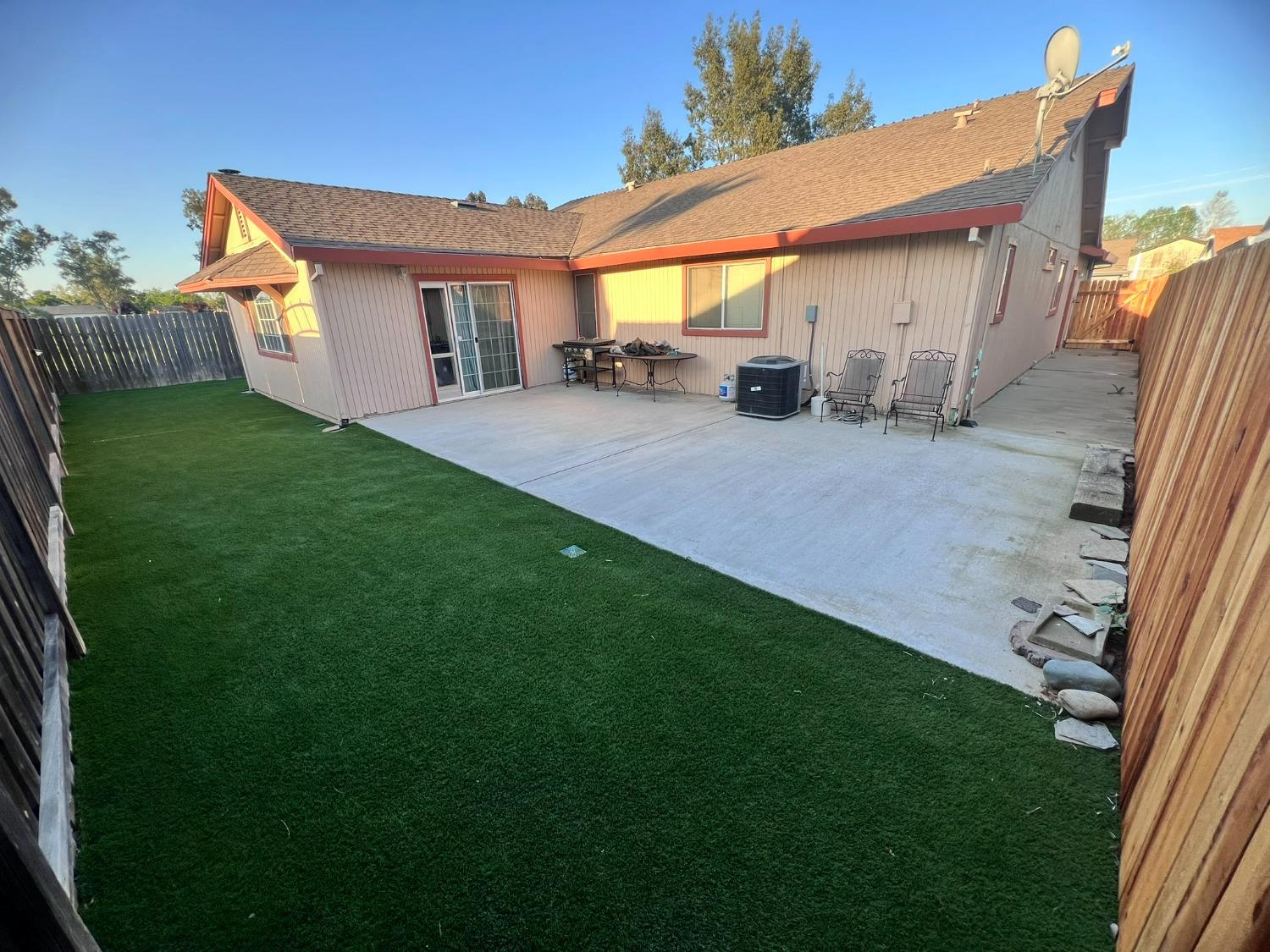 Detail Gallery Image 43 of 46 For 7341 Silver View Way, Rio Linda,  CA 95673 - 3 Beds | 2 Baths