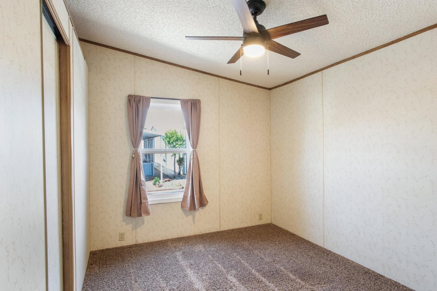 Detail Gallery Image 14 of 31 For 1500 Held Dr 124, Modesto,  CA 95355 - 3 Beds | 2 Baths