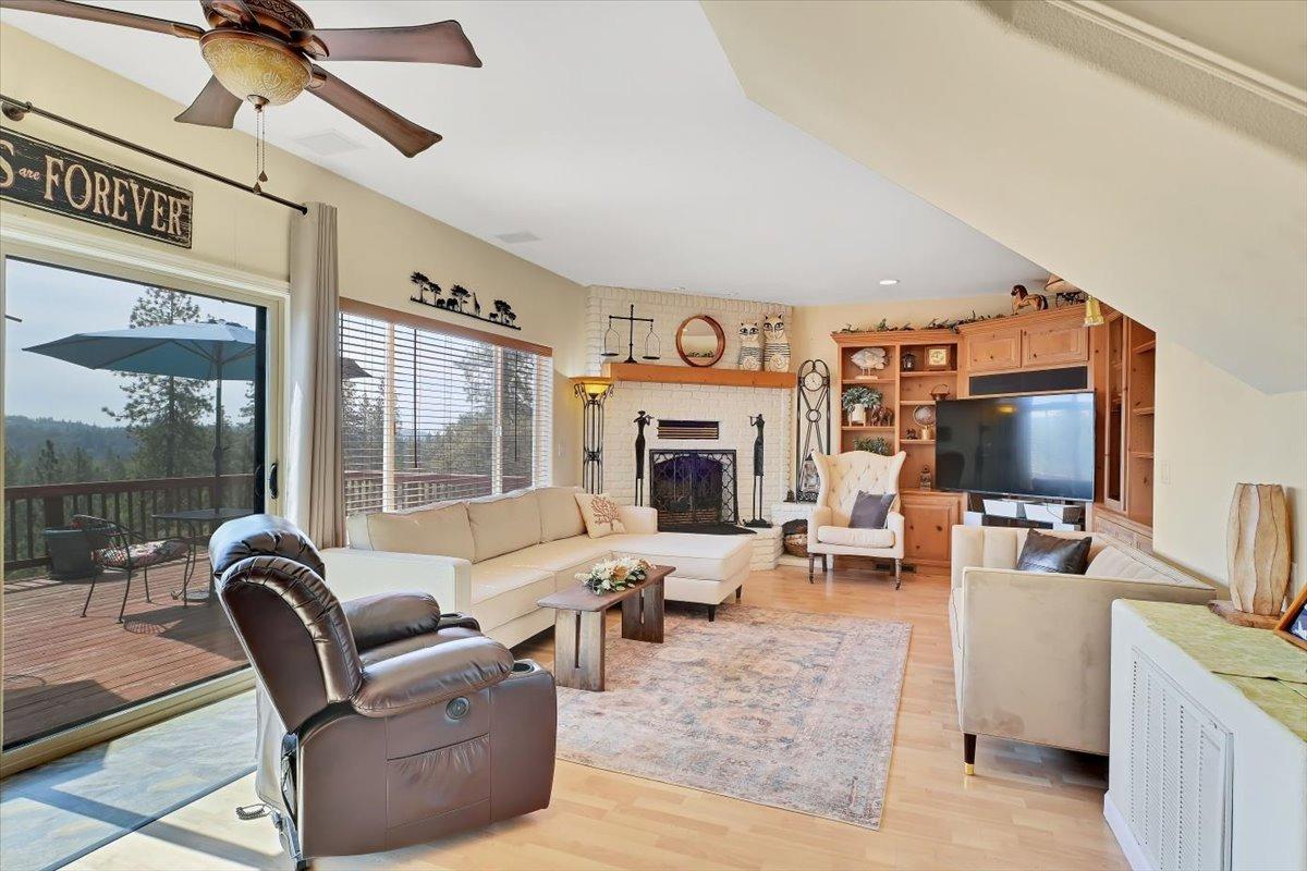 Detail Gallery Image 6 of 88 For 1890 John Muir Dr, Colfax,  CA 95713 - 3 Beds | 3 Baths