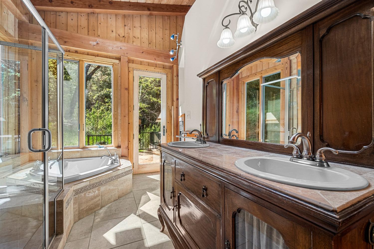 Detail Gallery Image 19 of 70 For 4271 Marshall Rd, Garden Valley,  CA 95633 - 3 Beds | 4 Baths