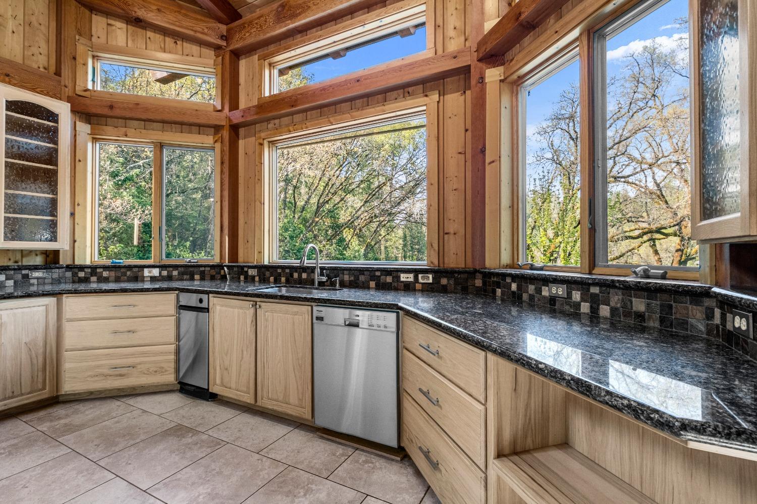 Detail Gallery Image 29 of 70 For 4271 Marshall Rd, Garden Valley,  CA 95633 - 3 Beds | 4 Baths