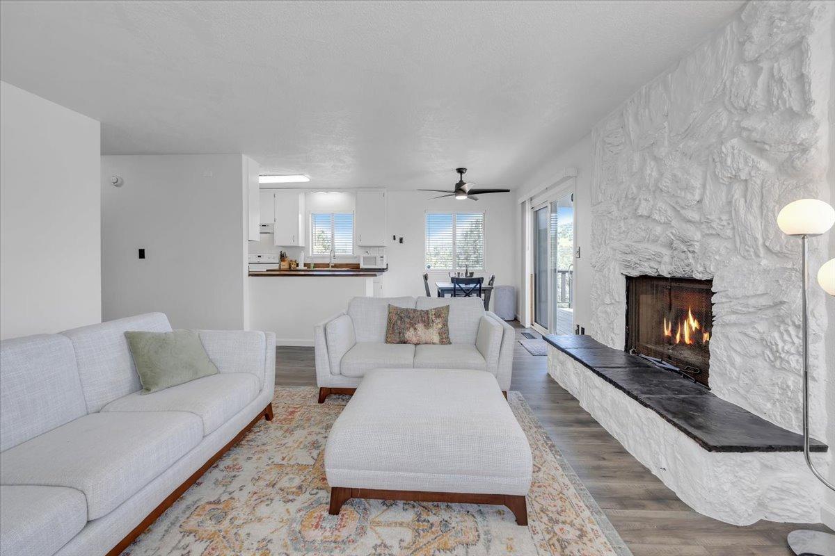 Detail Gallery Image 17 of 93 For 208 Pinon Dr #1048,  Copperopolis,  CA 95228 - 3 Beds | 2 Baths