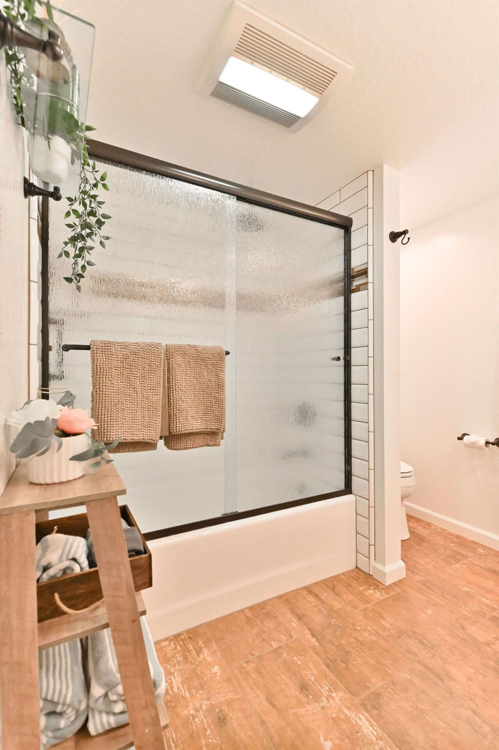 Detail Gallery Image 35 of 72 For 1801 Pine Dr, Arnold,  CA 95223 - 3 Beds | 2 Baths