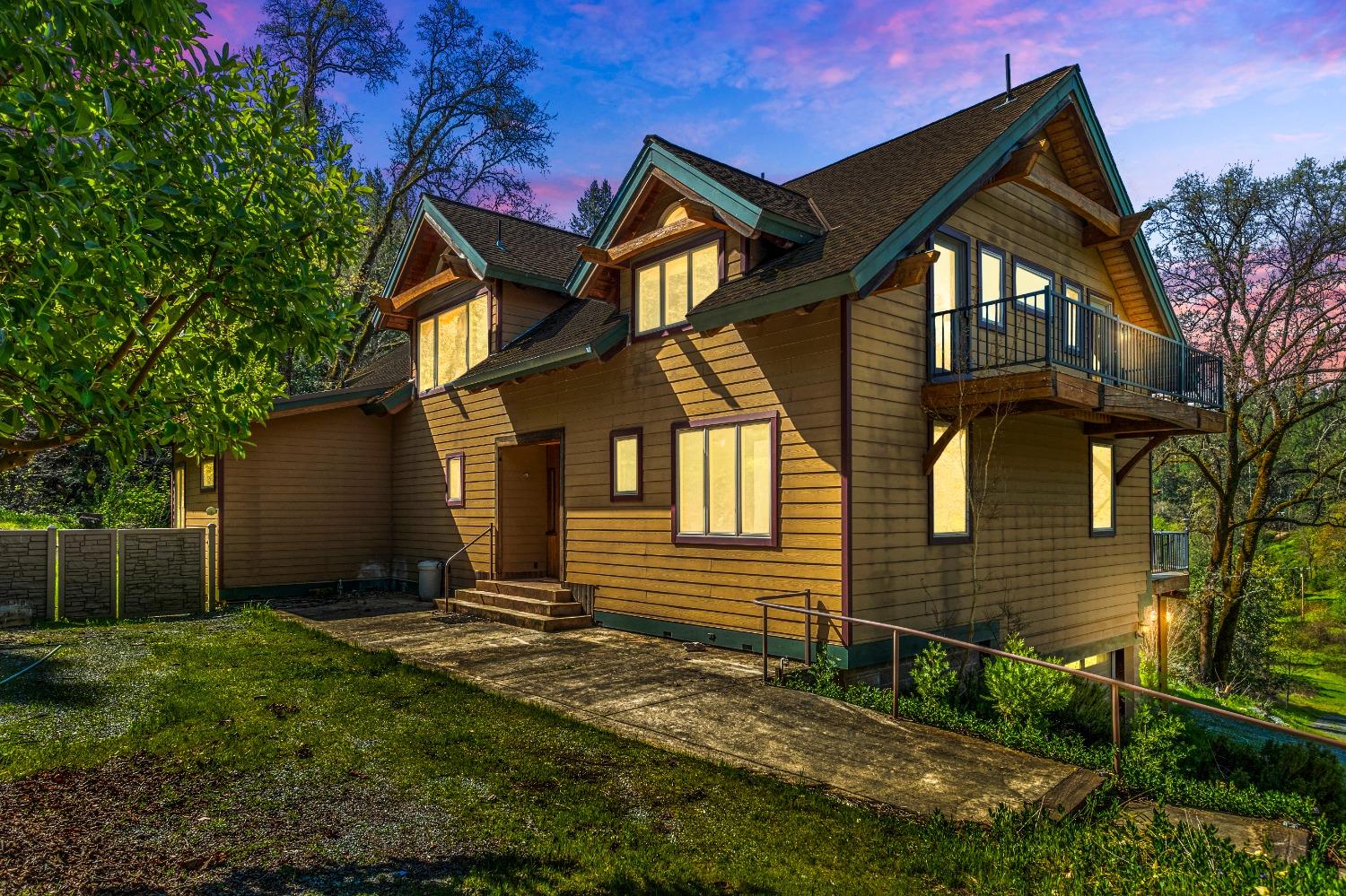 Detail Gallery Image 8 of 70 For 4271 Marshall Rd, Garden Valley,  CA 95633 - 3 Beds | 4 Baths