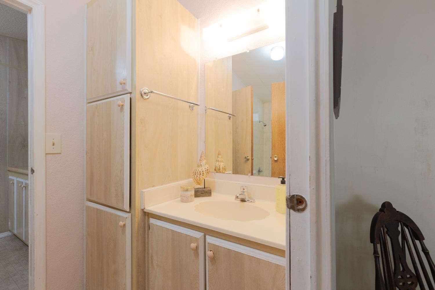 Detail Gallery Image 24 of 65 For 14789 Jurata Ct, Rancho Murieta,  CA 95683 - 2 Beds | 2 Baths