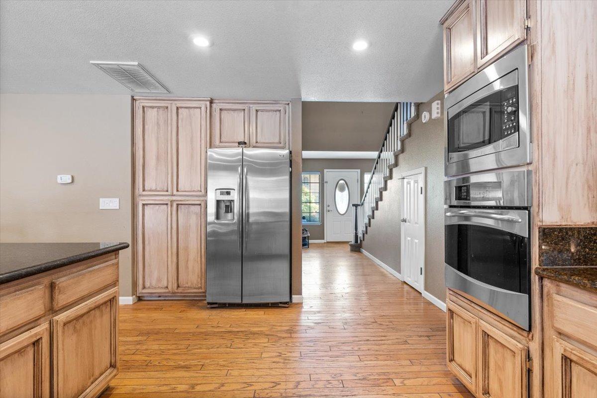 Detail Gallery Image 7 of 70 For 5078 Midas Ave, Rocklin,  CA 95677 - 5 Beds | 3 Baths