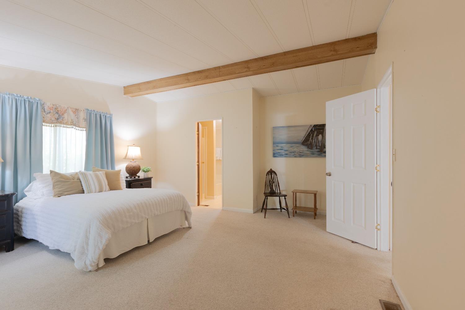 Detail Gallery Image 16 of 65 For 14789 Jurata Ct, Rancho Murieta,  CA 95683 - 2 Beds | 2 Baths