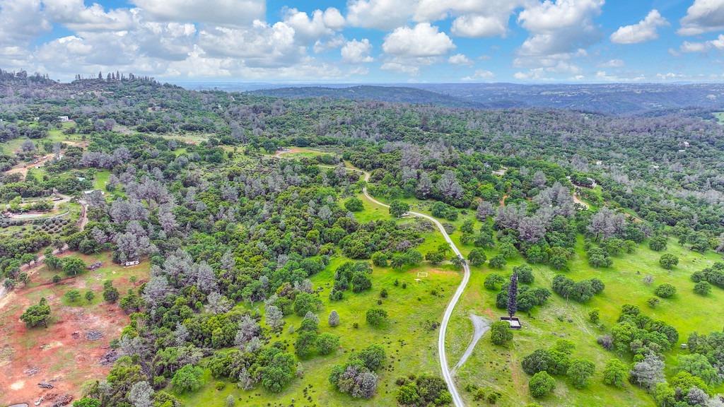 Detail Gallery Image 9 of 73 For 4822 Salmon Falls Rd, Pilot Hill,  CA 95664 - – Beds | – Baths