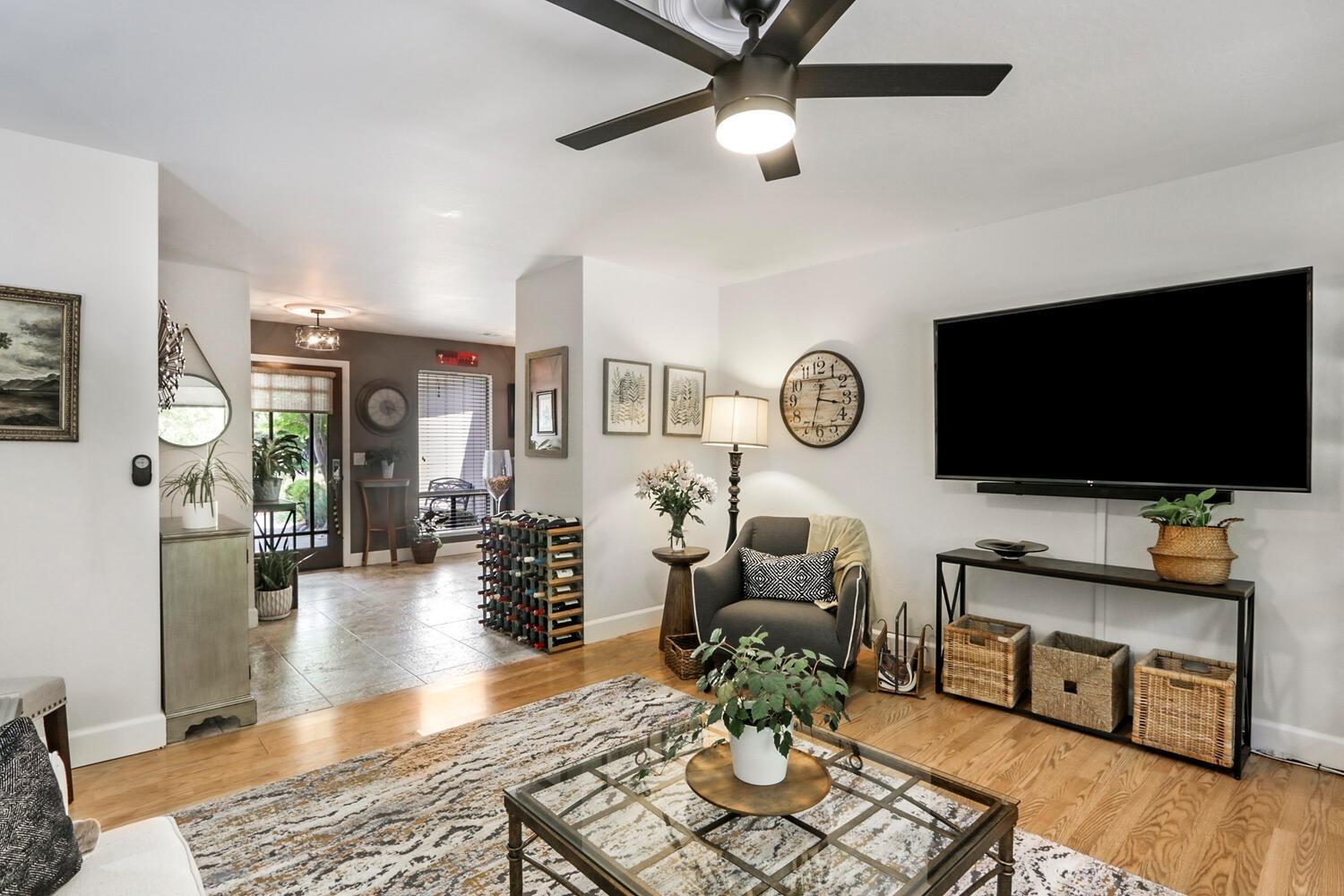 Detail Gallery Image 8 of 56 For 3304 Monte Vista Ave, Davis,  CA 95618 - 4 Beds | 3 Baths