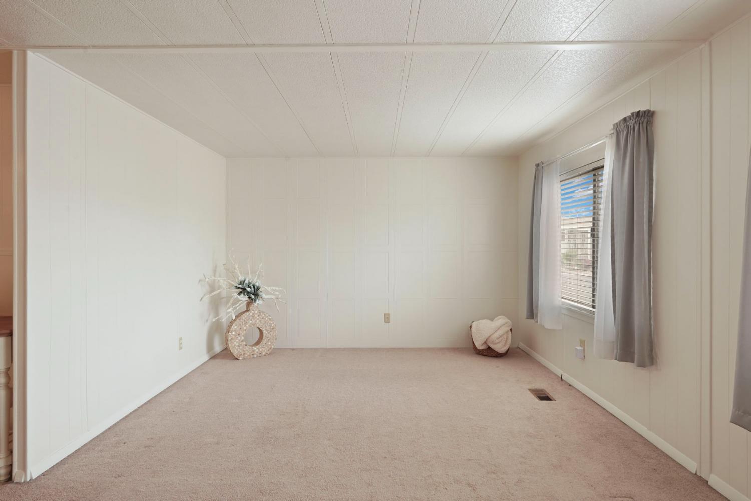 Detail Gallery Image 10 of 39 For 150 Pestana 50, Manteca,  CA 95336 - 2 Beds | 1 Baths