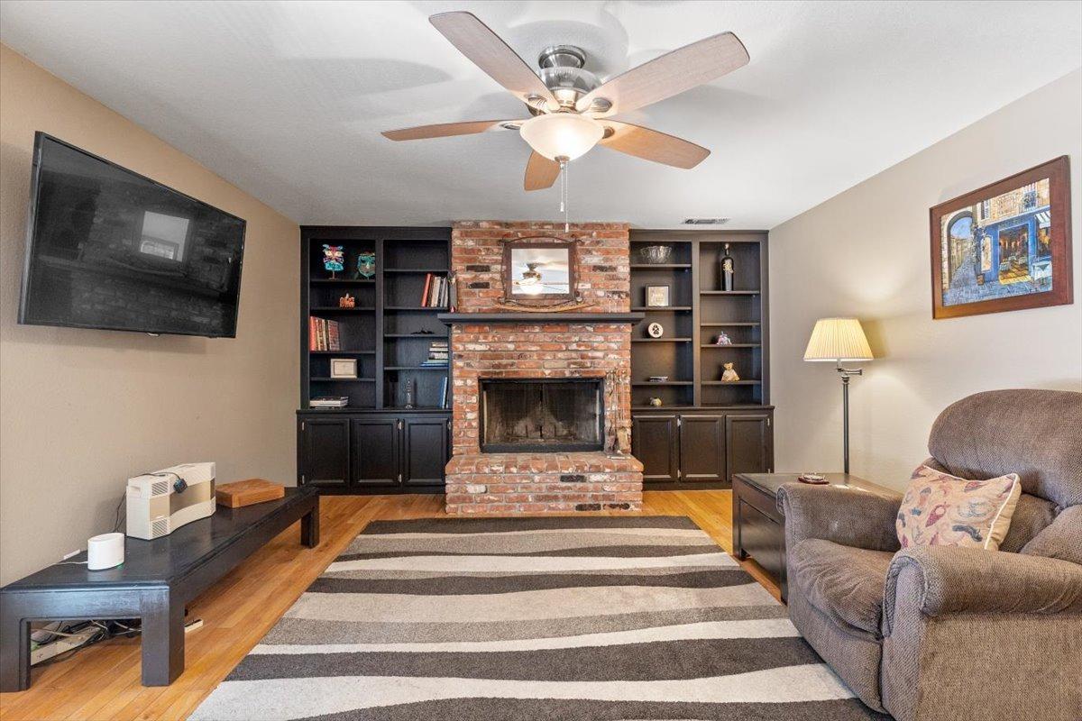 Detail Gallery Image 9 of 70 For 5078 Midas Ave, Rocklin,  CA 95677 - 5 Beds | 3 Baths