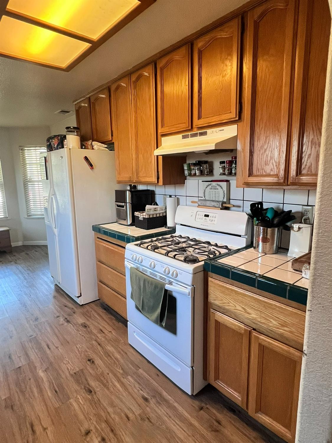 Detail Gallery Image 11 of 46 For 7341 Silver View Way, Rio Linda,  CA 95673 - 3 Beds | 2 Baths