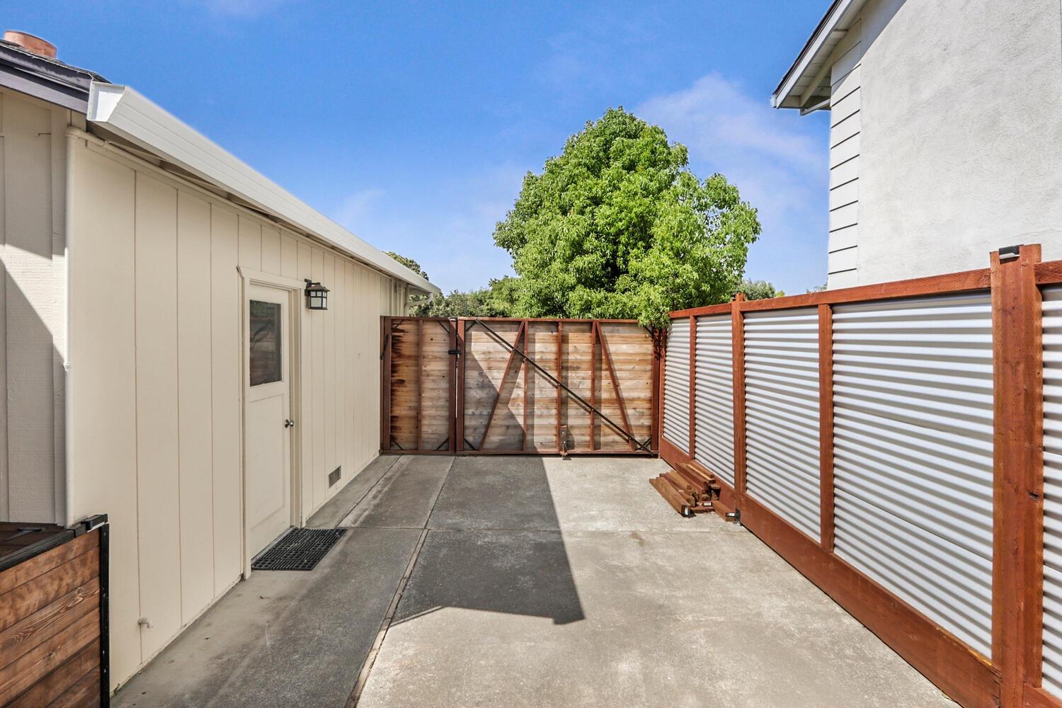Detail Gallery Image 52 of 56 For 3304 Monte Vista Ave, Davis,  CA 95618 - 4 Beds | 3 Baths