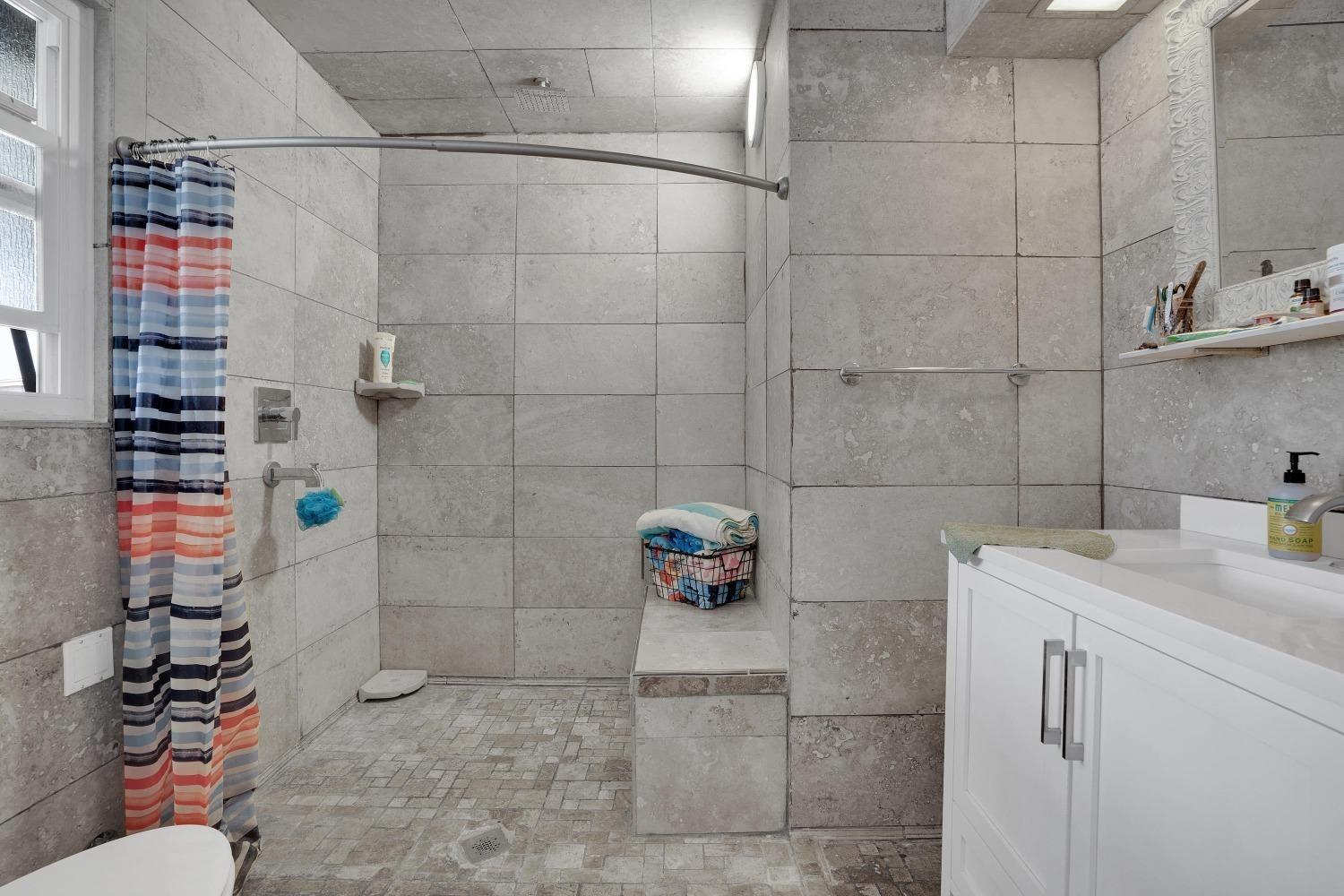 Detail Gallery Image 19 of 24 For 7731 E Keyes Rd, Hughson,  CA 95326 - 3 Beds | 2 Baths