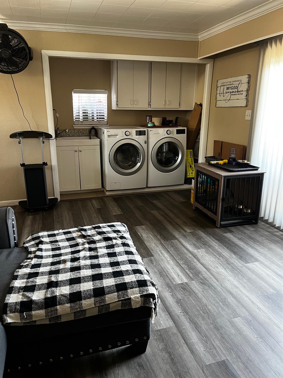 Detail Gallery Image 18 of 50 For 6725 21st St, Sacramento,  CA 95822 - 3 Beds | 2 Baths