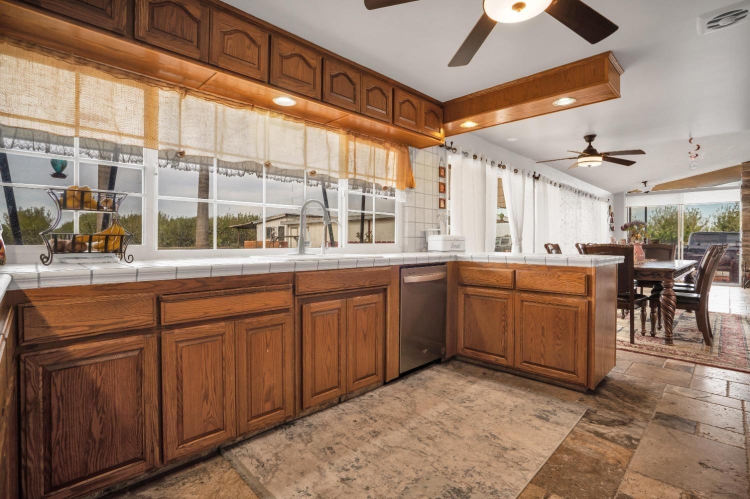 Detail Gallery Image 13 of 24 For 7731 E Keyes Rd, Hughson,  CA 95326 - 3 Beds | 2 Baths
