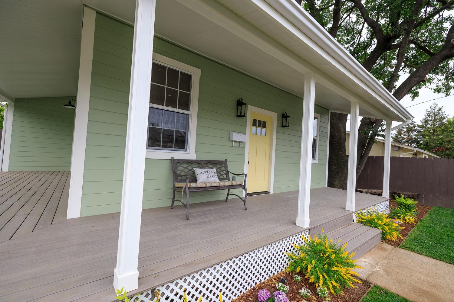Detail Gallery Image 8 of 77 For 156 Davitt Ave, Oakdale,  CA 95361 - 4 Beds | 3 Baths