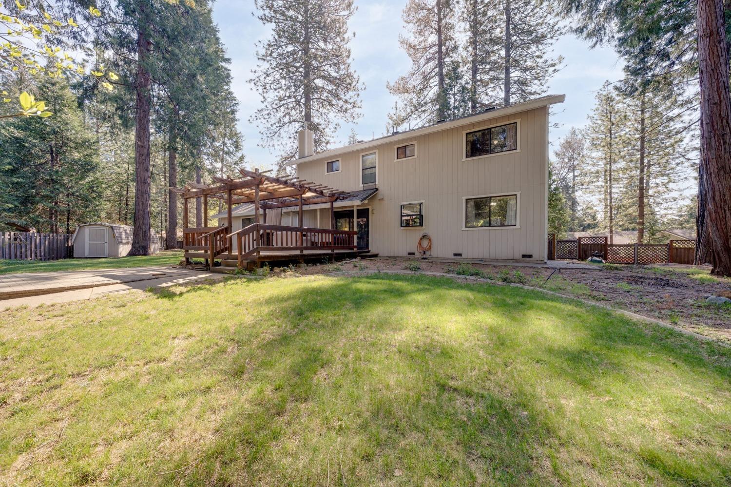 Detail Gallery Image 35 of 42 For 3181 Castlewood Cir, Pollock Pines,  CA 95726 - 4 Beds | 3 Baths