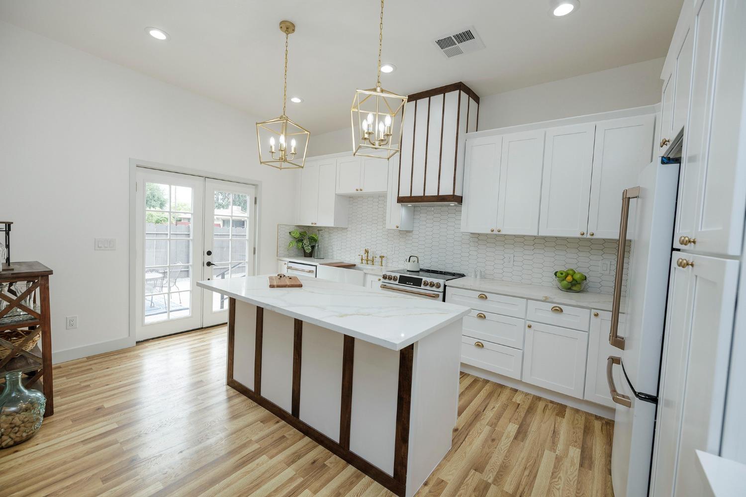 Detail Gallery Image 22 of 77 For 156 Davitt Ave, Oakdale,  CA 95361 - 4 Beds | 3 Baths