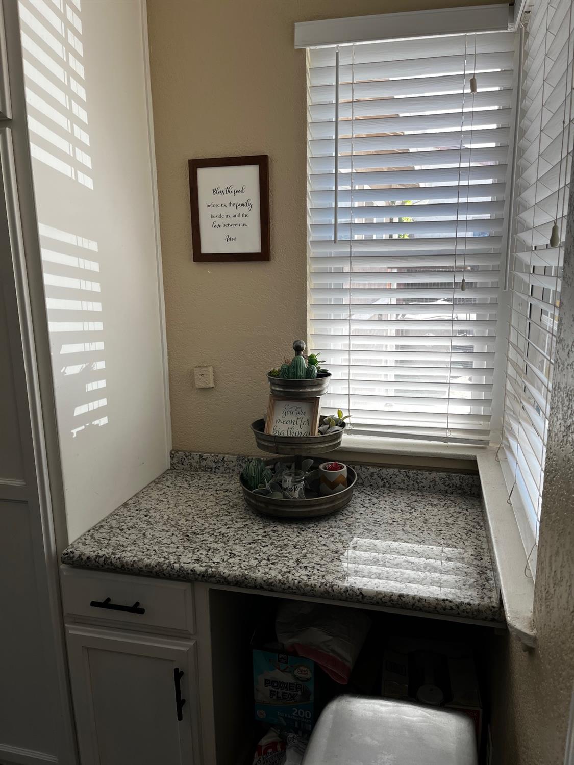 Detail Gallery Image 25 of 50 For 6725 21st St, Sacramento,  CA 95822 - 3 Beds | 2 Baths
