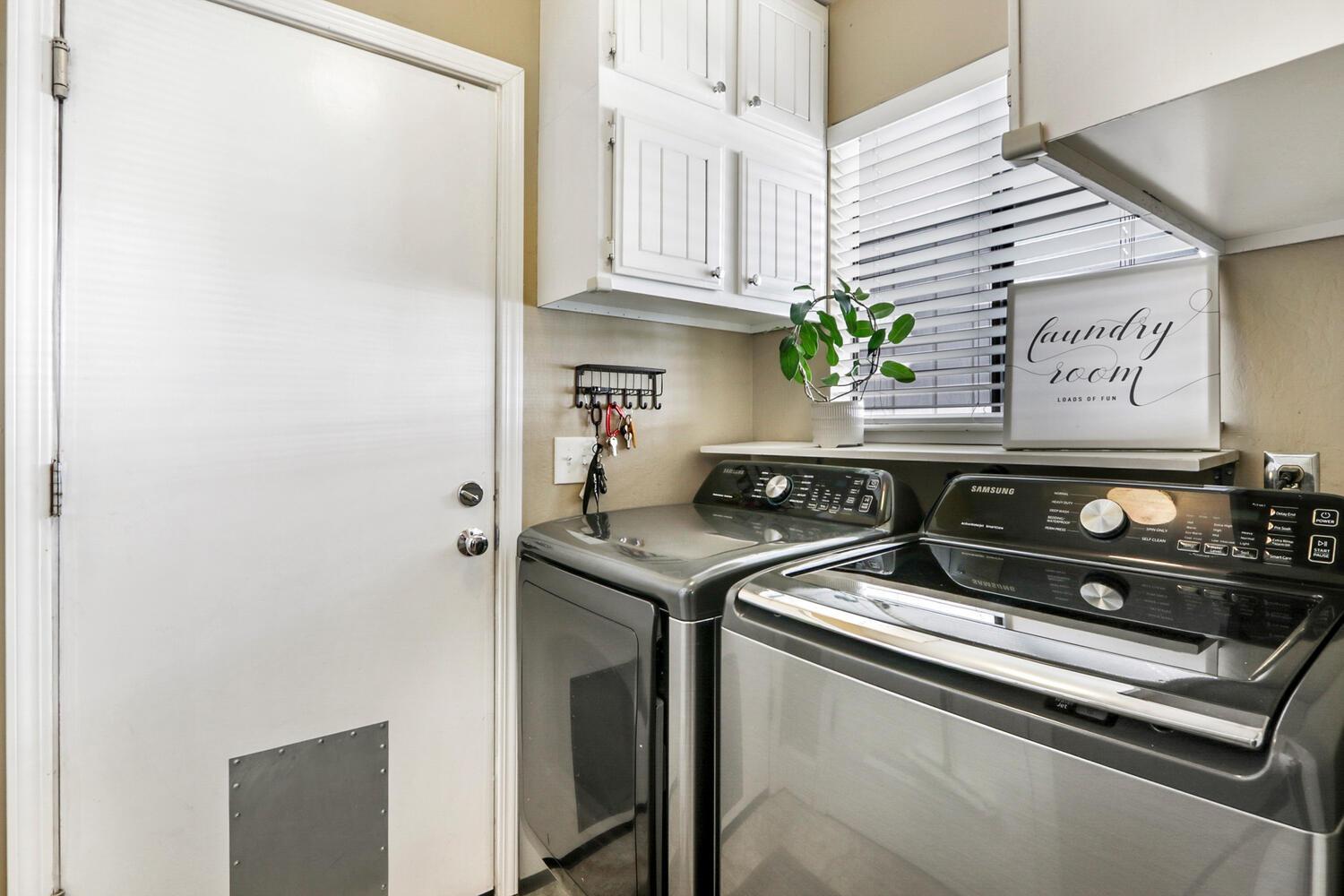 Detail Gallery Image 31 of 56 For 3304 Monte Vista Ave, Davis,  CA 95618 - 4 Beds | 3 Baths