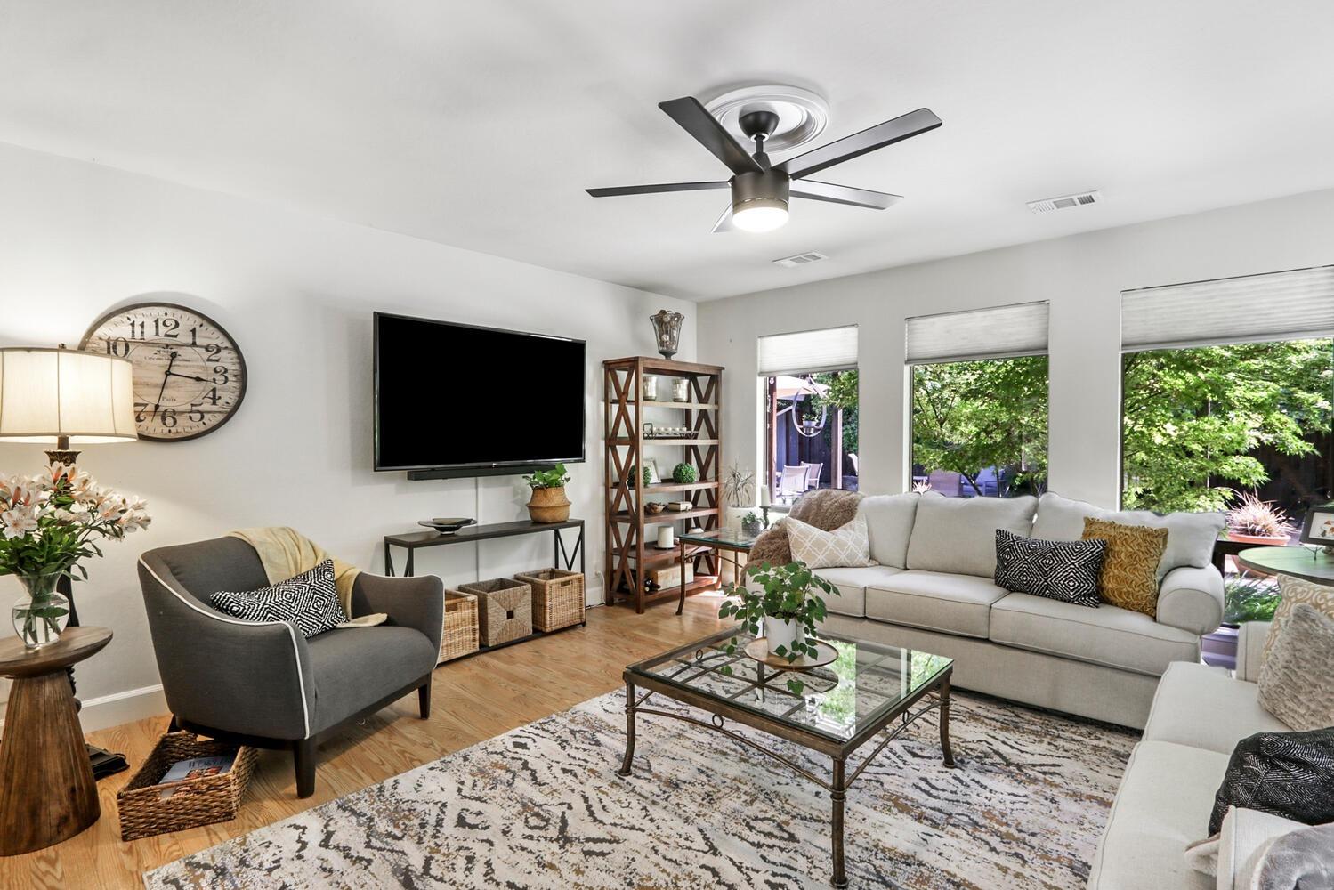 Detail Gallery Image 5 of 56 For 3304 Monte Vista Ave, Davis,  CA 95618 - 4 Beds | 3 Baths