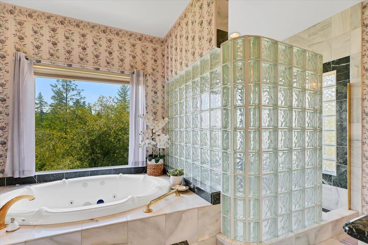 Detail Gallery Image 27 of 88 For 1890 John Muir Dr, Colfax,  CA 95713 - 3 Beds | 3 Baths