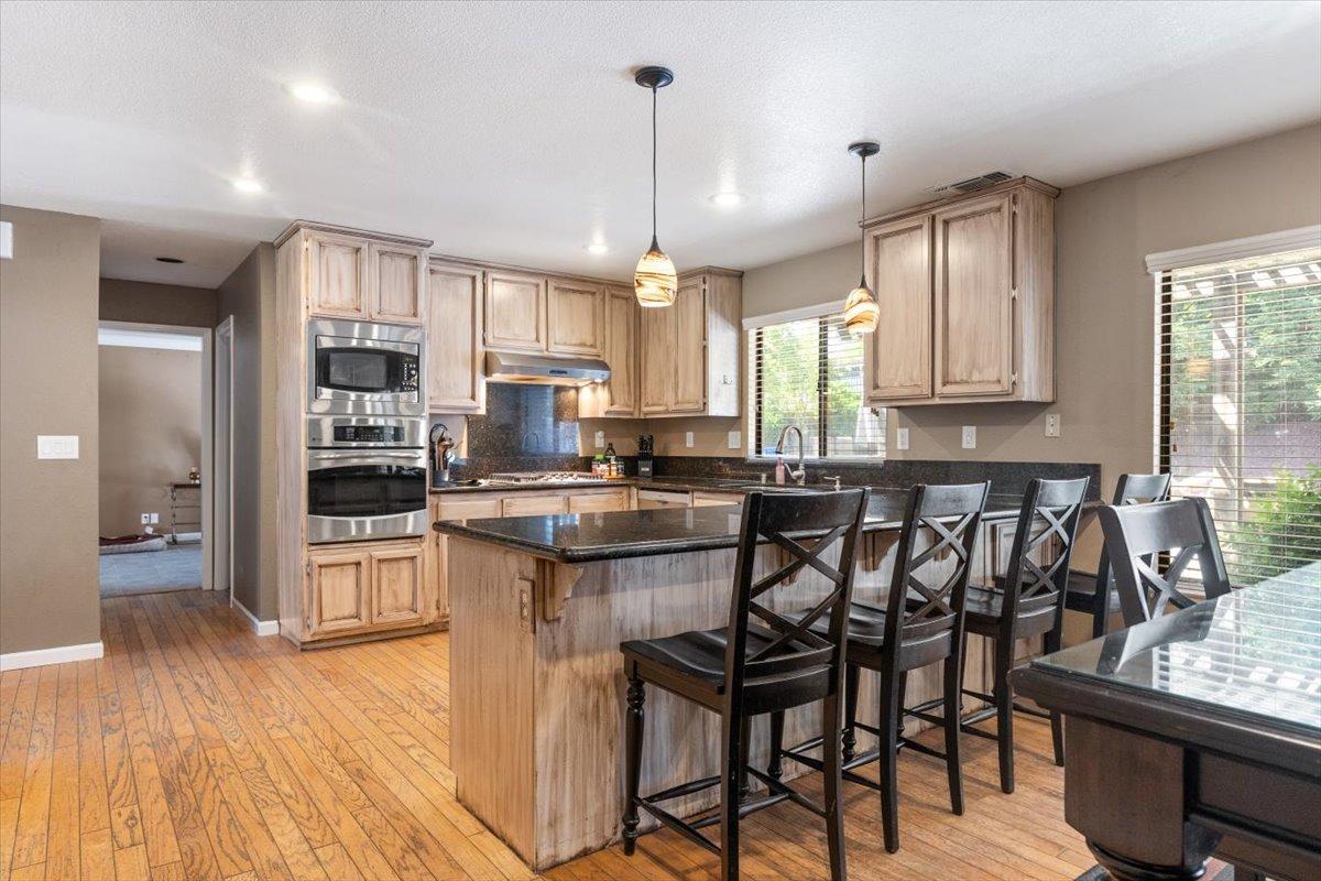 Detail Gallery Image 2 of 70 For 5078 Midas Ave, Rocklin,  CA 95677 - 5 Beds | 3 Baths