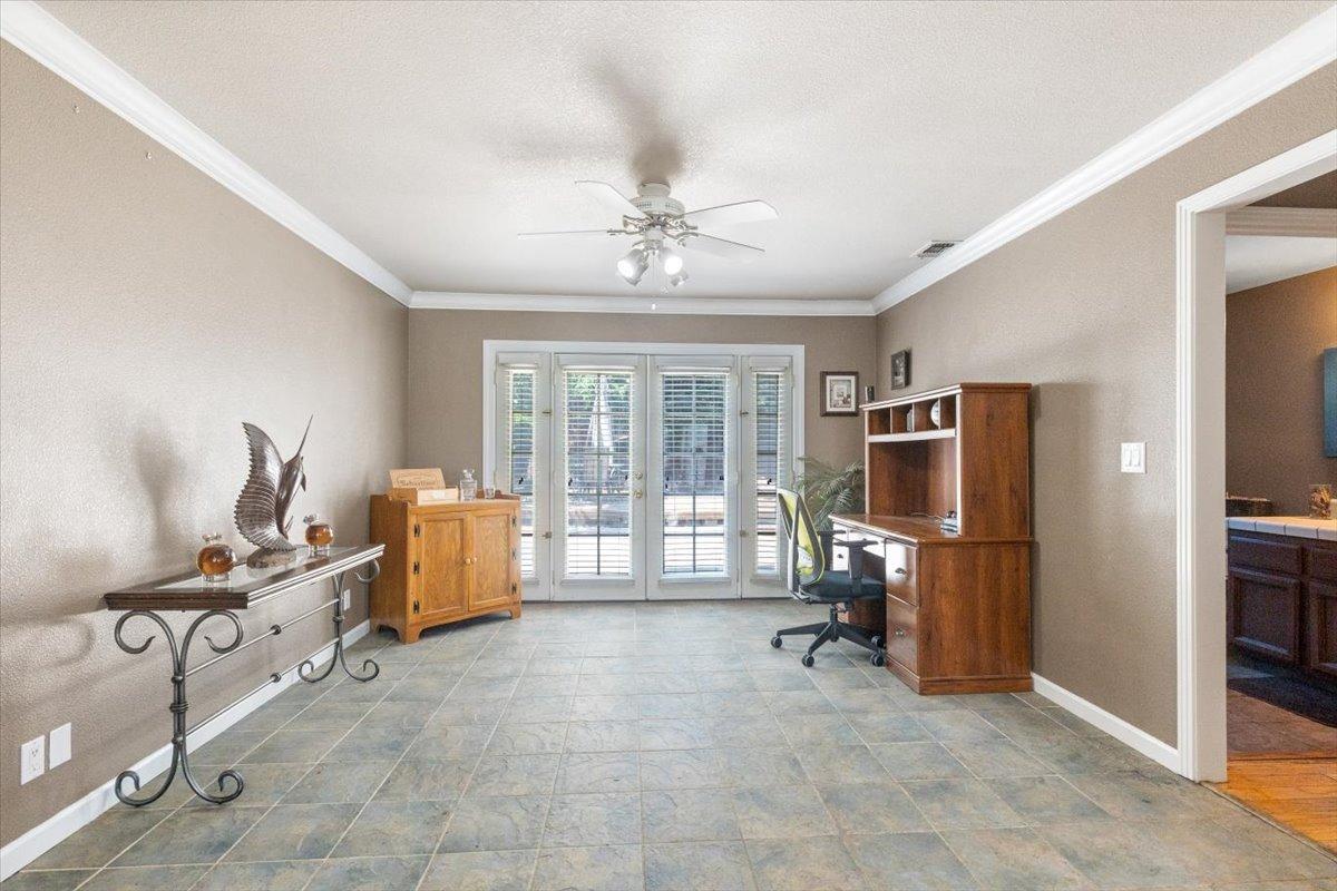 Detail Gallery Image 13 of 70 For 5078 Midas Ave, Rocklin,  CA 95677 - 5 Beds | 3 Baths