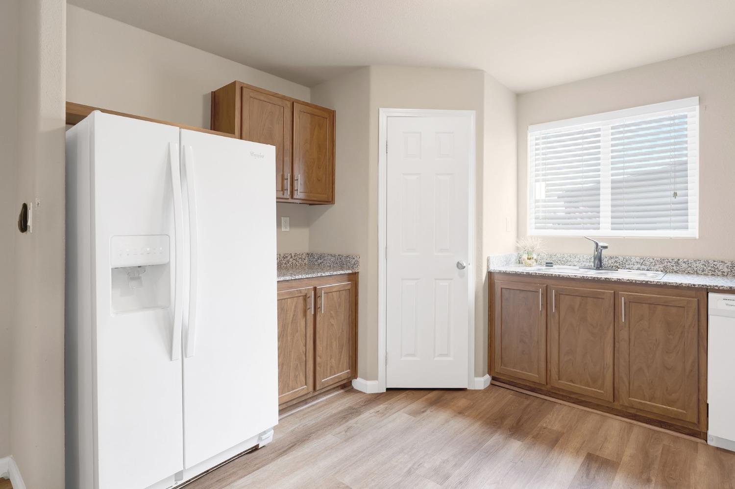 Detail Gallery Image 12 of 23 For 6154 S Walnut St 9, Loomis,  CA 95650 - 3 Beds | 2 Baths