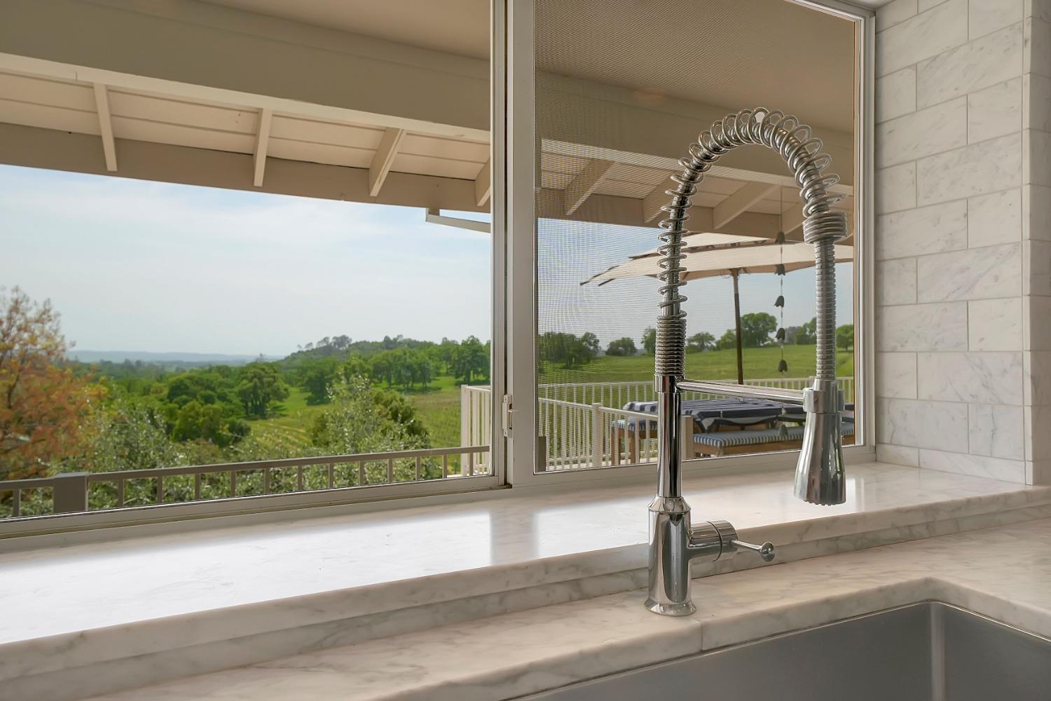 Detail Gallery Image 16 of 97 For 10731 Shenandoah Rd, Plymouth,  CA 95669 - 3 Beds | 2/1 Baths