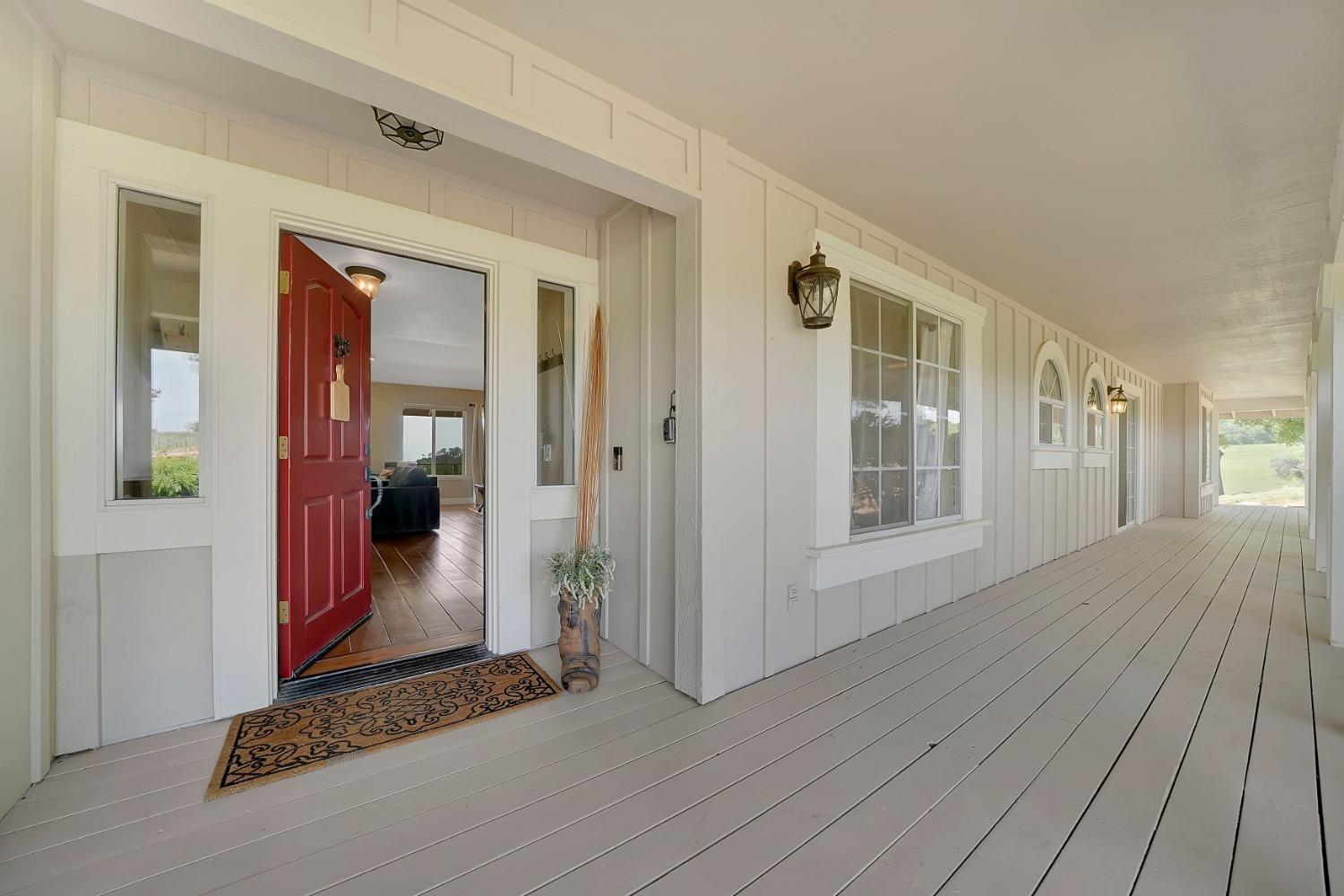 Detail Gallery Image 4 of 97 For 10731 Shenandoah Rd, Plymouth,  CA 95669 - 3 Beds | 2/1 Baths