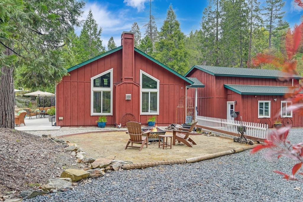 Detail Gallery Image 5 of 74 For 3795 Shoemaker Rd, Georgetown,  CA 95634 - 2 Beds | 2 Baths