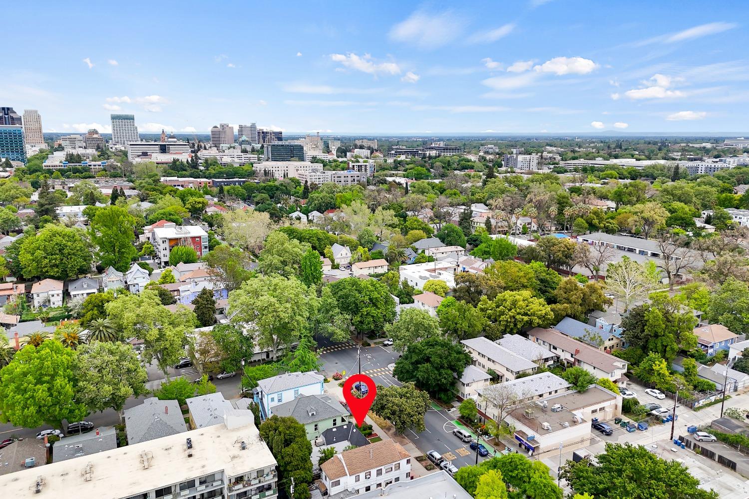 Detail Gallery Image 47 of 48 For 2210 10th Street, Sacramento,  CA 95818 - 2 Beds | 1 Baths