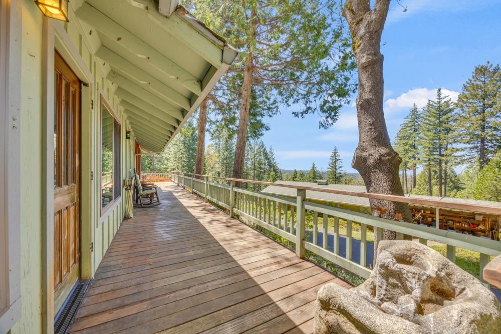 Detail Gallery Image 8 of 63 For 1867 Forebay Rd, Pollock Pines,  CA 95726 - 3 Beds | 3 Baths