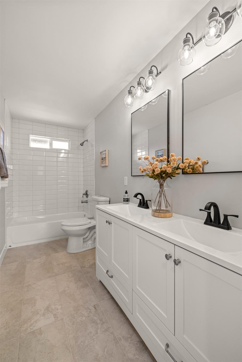 Detail Gallery Image 15 of 35 For 3711 Becerra Way, Sacramento,  CA 95821 - 4 Beds | 2 Baths
