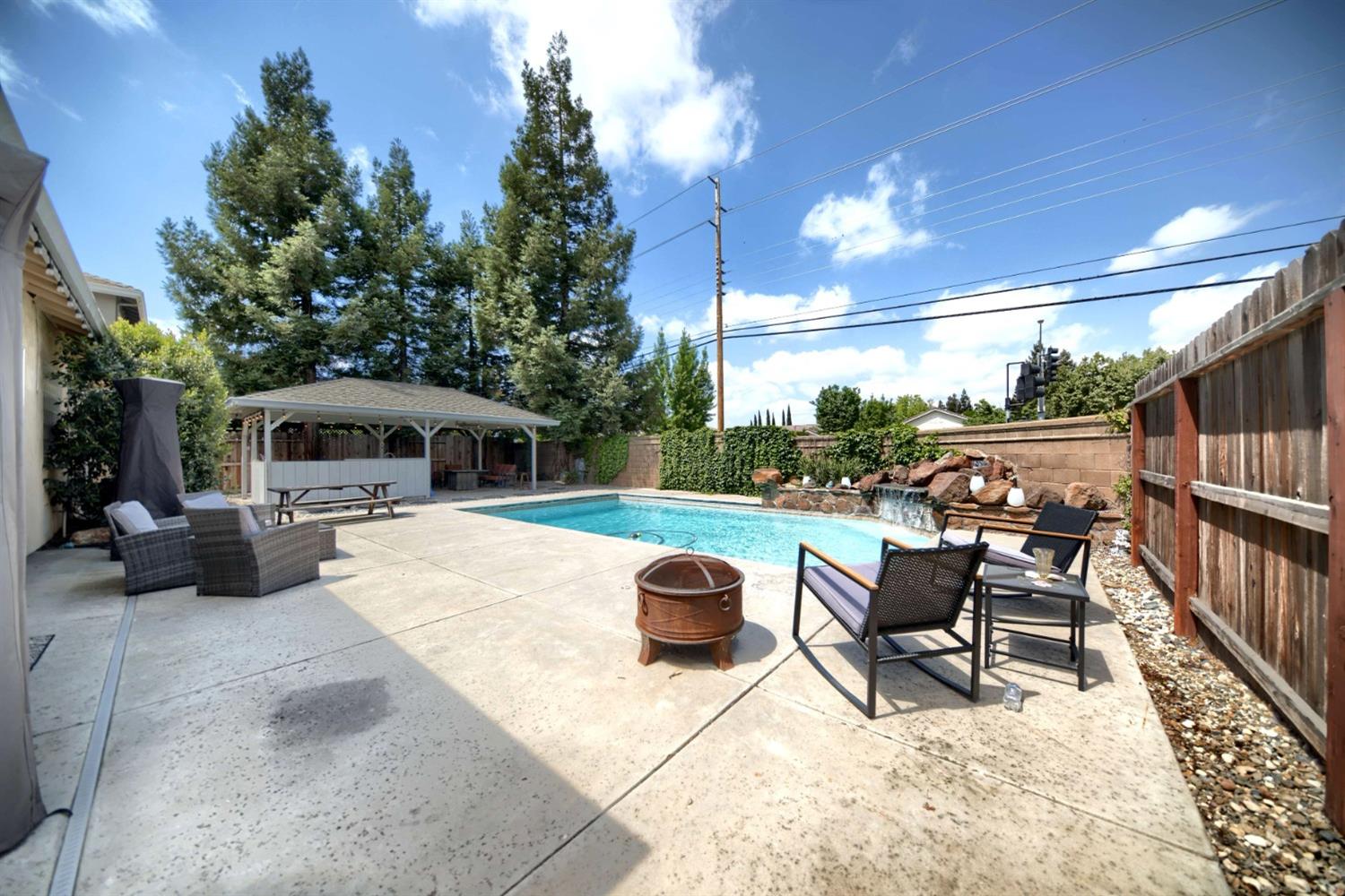 Detail Gallery Image 53 of 61 For 3337 Vine Cliff Way, Modesto,  CA 95355 - 3 Beds | 2 Baths