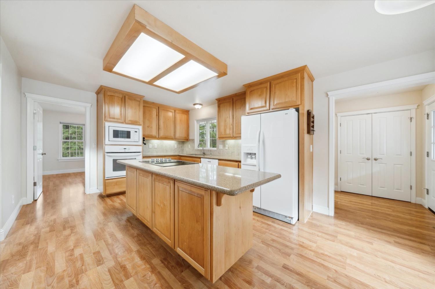 Detail Gallery Image 9 of 87 For 2995 Goose Ranch, Lewiston,  CA 96052 - 3 Beds | 2/1 Baths