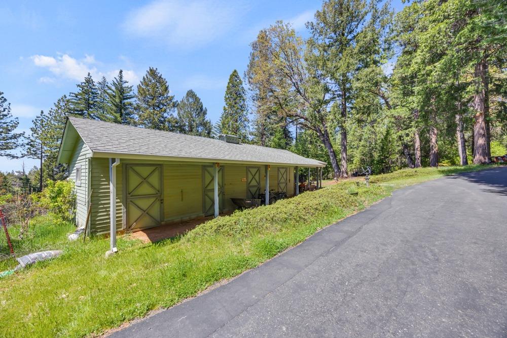 Detail Gallery Image 4 of 63 For 1867 Forebay Rd, Pollock Pines,  CA 95726 - 3 Beds | 3 Baths