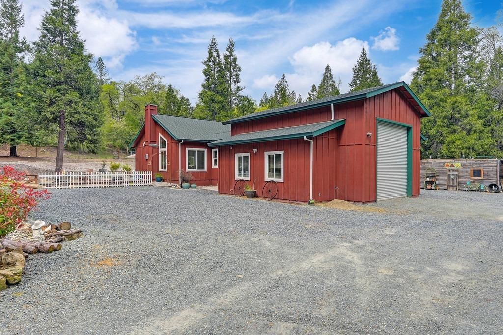 Detail Gallery Image 2 of 74 For 3795 Shoemaker Rd, Georgetown,  CA 95634 - 2 Beds | 2 Baths
