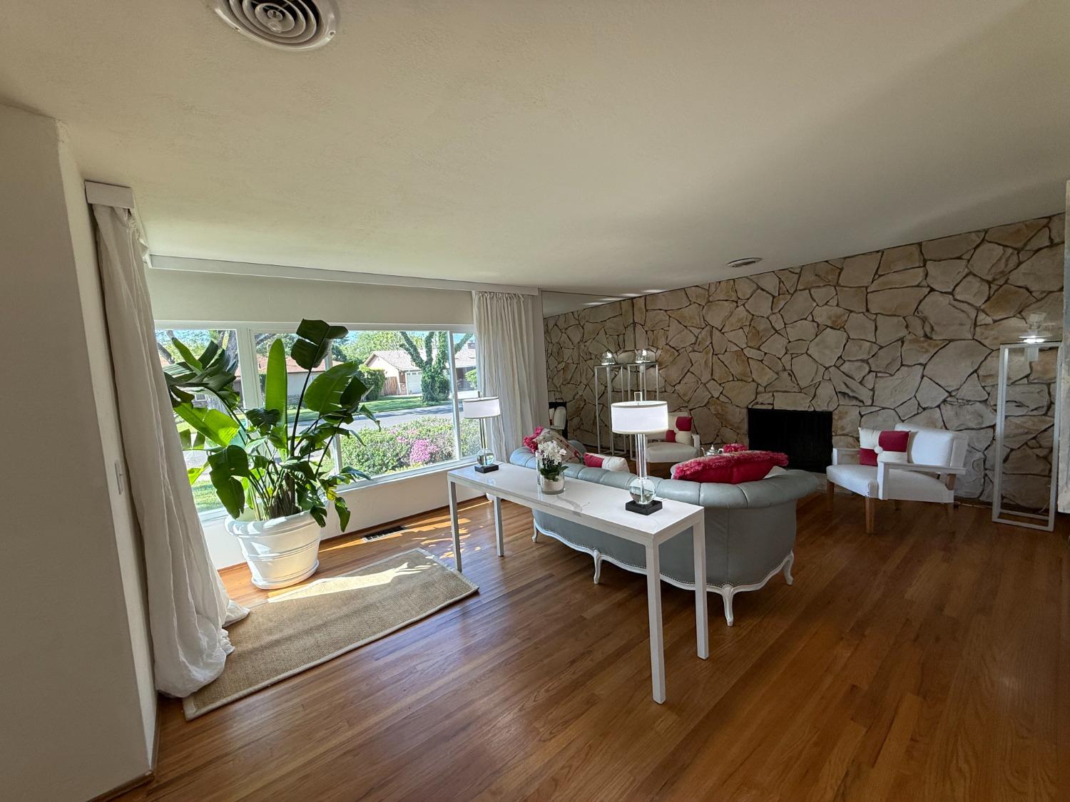 Detail Gallery Image 17 of 76 For 1629 Cortez Ave, Stockton,  CA 95209 - 3 Beds | 1 Baths